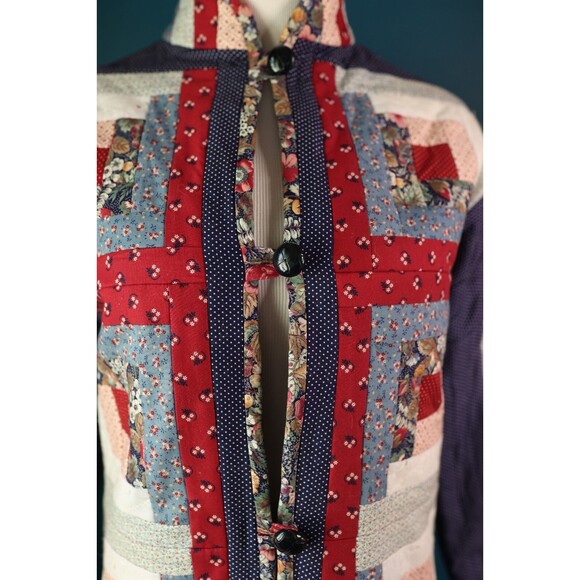Vintage Womens Hand Made Floral Patchwork Quilt Coat Quilted Button Down Jacket - Picture 3 of 16